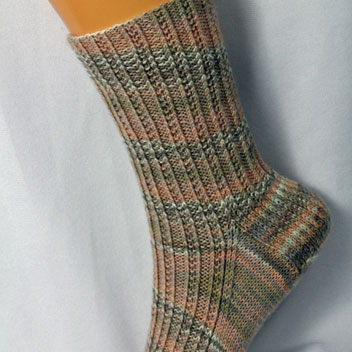 Gardiner Yarn Works: Seedy Rib Socks